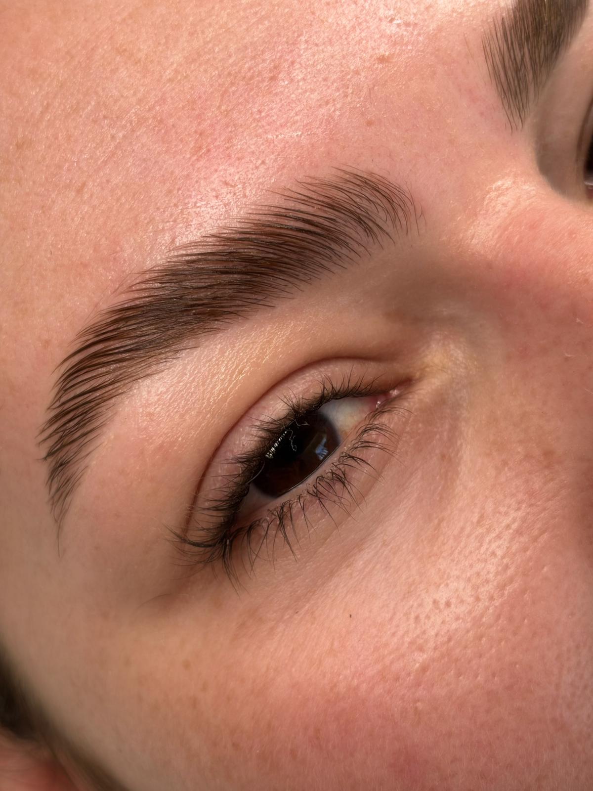 Laminación de Cejas
